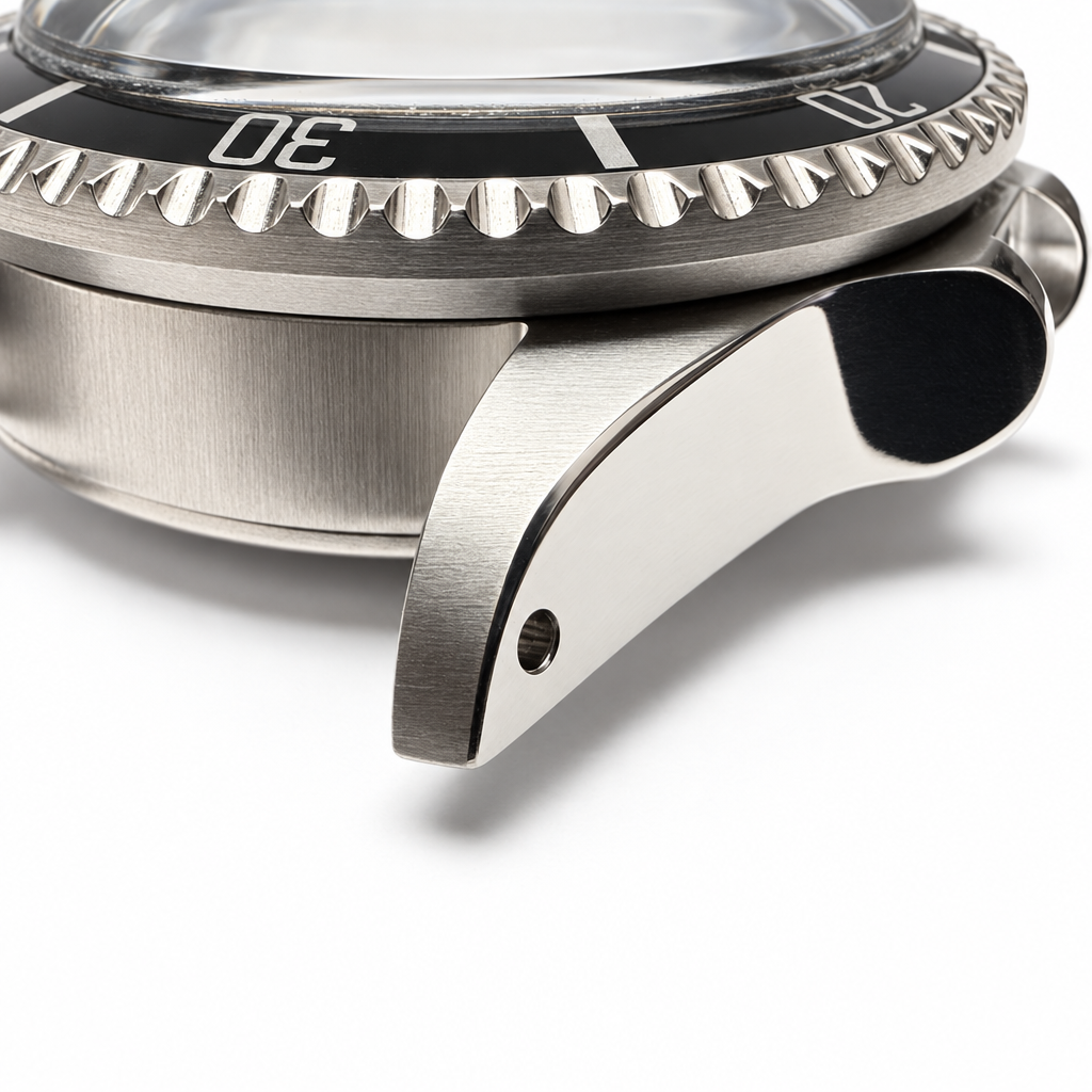 1665 Case Set – Case and lug detail